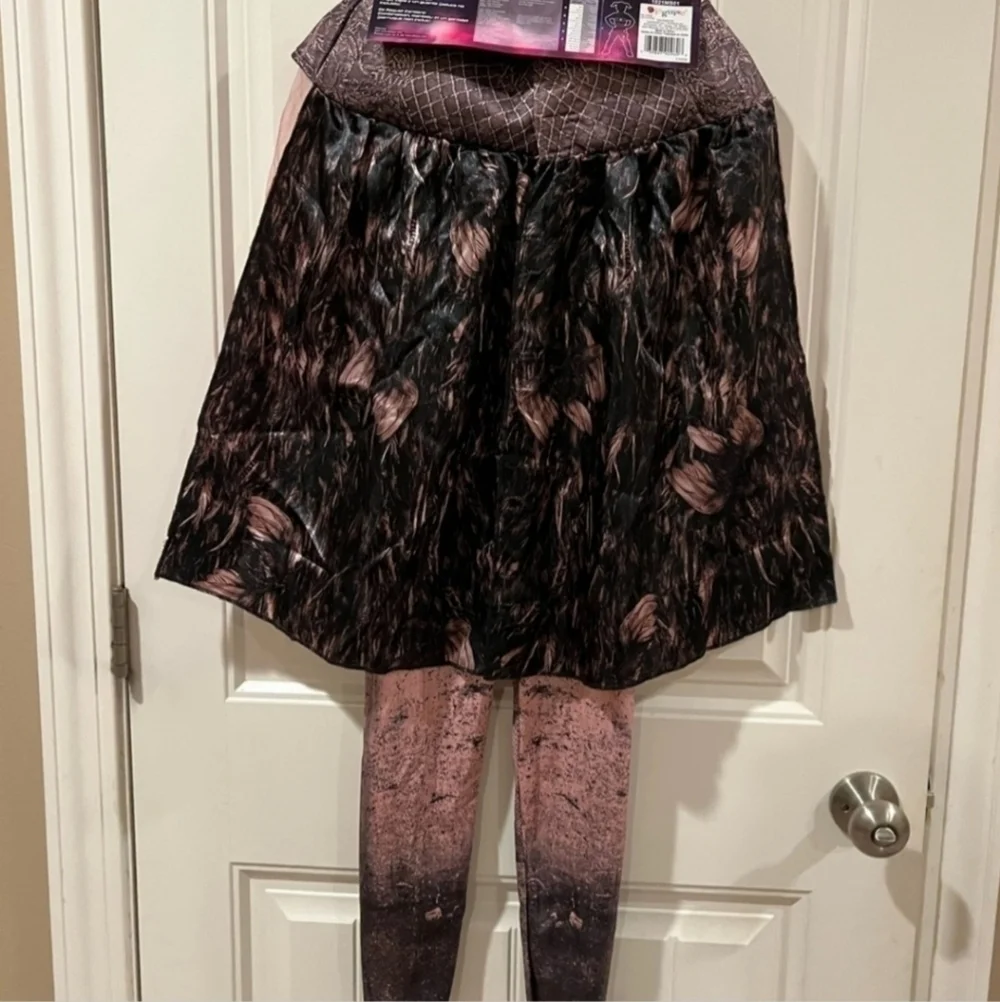 NWT Disney Descendants 3 Deluxe Child's Audrey Halloween Costume Girl's S 4-6X - Picture 3 of 8